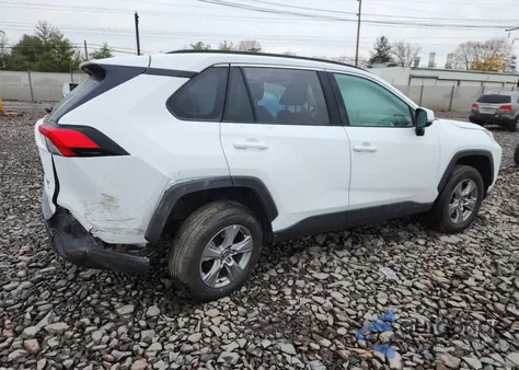 2025 Toyota Rav4 Xle z USA, uszkodzony, nr VIN 2T3P1RFVXSW599068